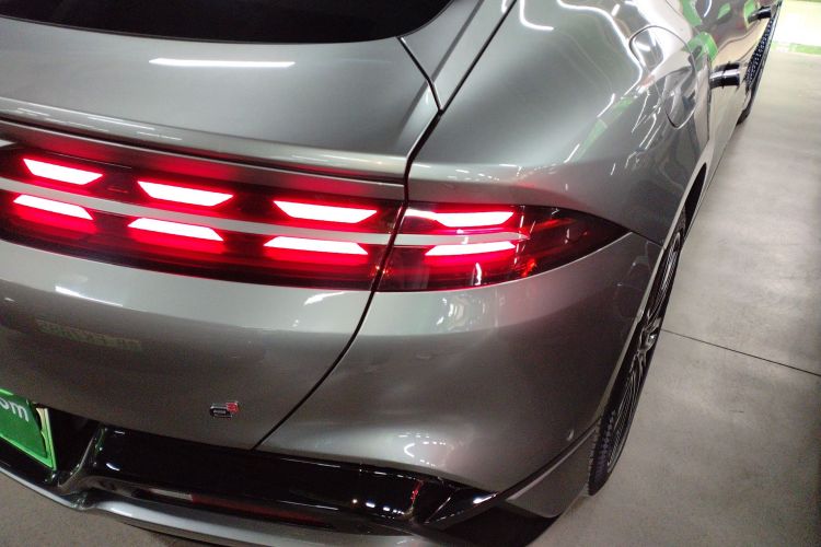 腾势Z9GT 2024款 1100四驱Ultra版车身外观9