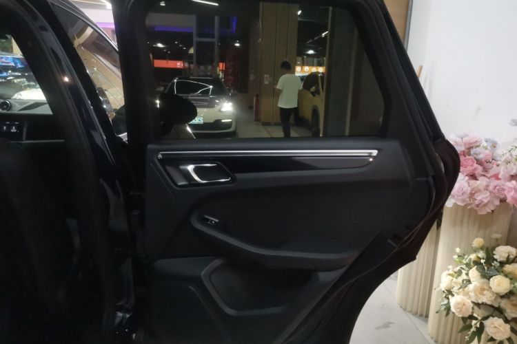 保时捷 2018款 Macan 2.0T中控内饰45