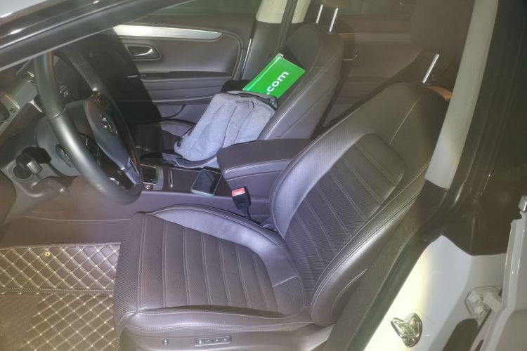 一汽-大众CC 2018款 2.0TSI 豪华型中控内饰19