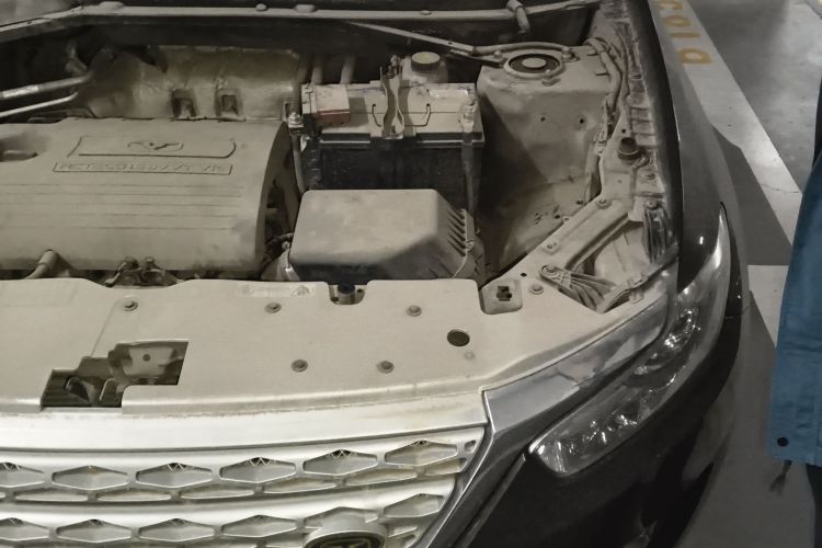 凯翼X3 2017款 1.6L 手动发烧友版 国V局部细节9007