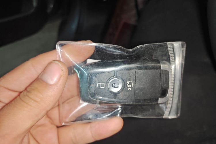 福特 蒙迪欧 2022款 EcoBoost 245 至尊型中控内饰11