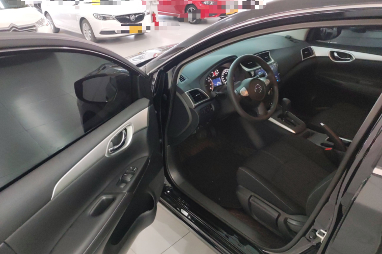 日产 轩逸 2024款 改款二 经典 1.6XE CVT舒适版中控内饰7003