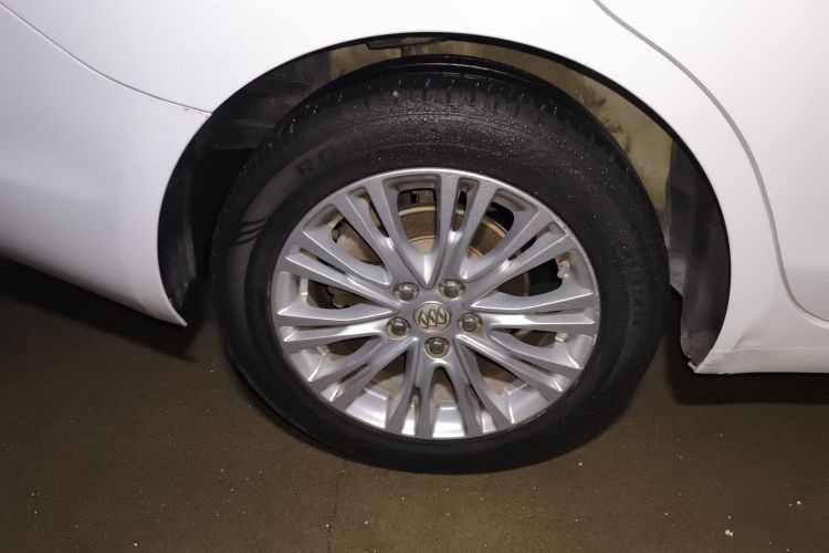 别克 英朗 2016款 15N 自动精英型车身外观6008