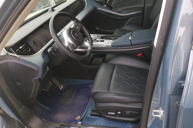 岚图汽车 岚图FREE 2021款 四驱标准纯电专属豪华套装中控内饰19