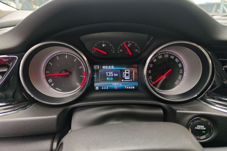 别克 君威 2017款 20T 精英型局部细节14