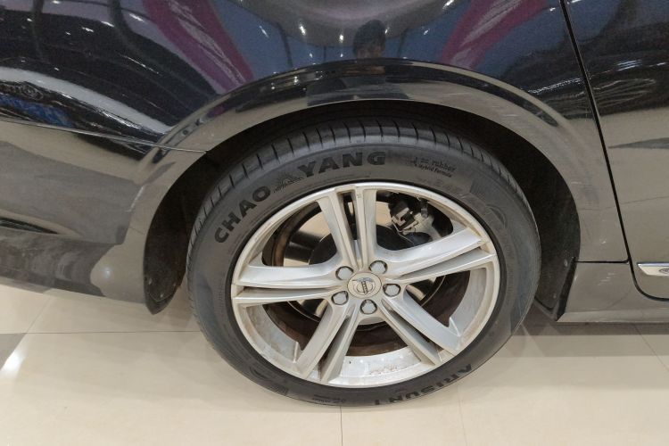 沃尔沃S90 2019款 T5 智逸版车身外观6008