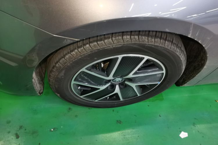 比亚迪 秦L 2024款 DM-i 80KM超越型车身外观6002