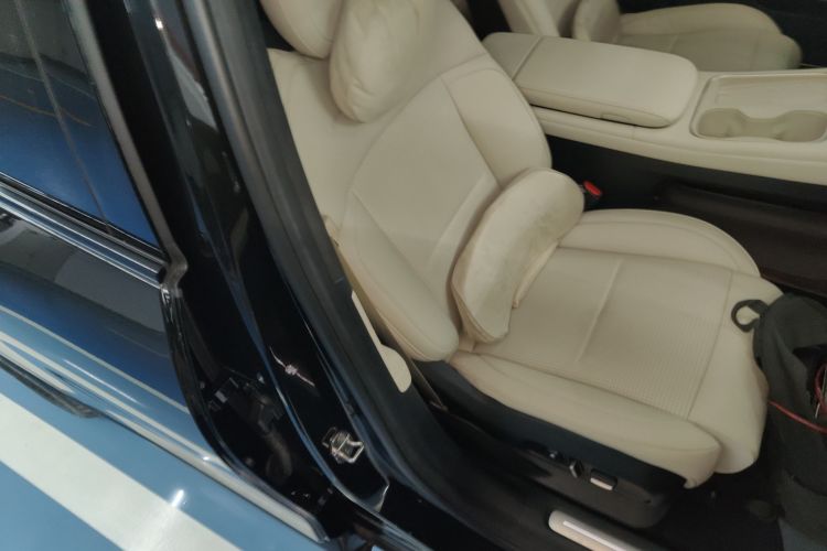 蔚来ES6 2023款 75kWh局部细节41