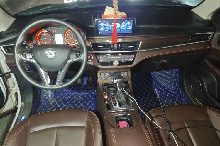 汉腾汽车 汉腾X5 2018款 1.5T CVT豪华版中控内饰12