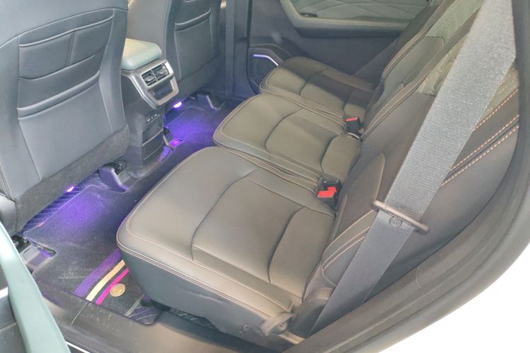 吉利汽车 豪越L 2024款 2.0T DCT尊贵型中控内饰21