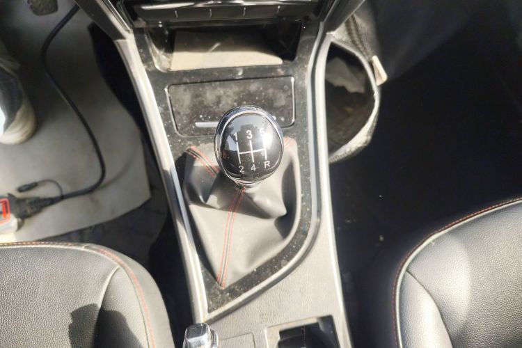 长城C50 2014款 升级版 1.5T 手动精英型中控内饰18