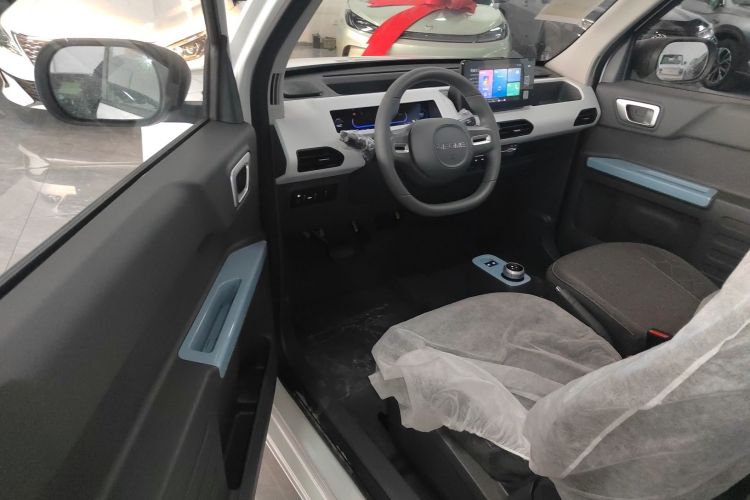 吉利银河 2024款 熊猫mini 200km 耐力熊中控内饰20