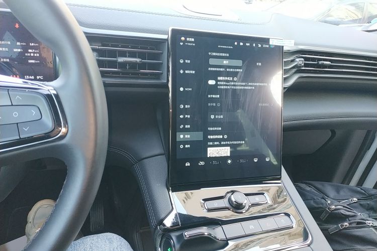 蔚来ES8 2022款 100kWh 七座版局部细节16