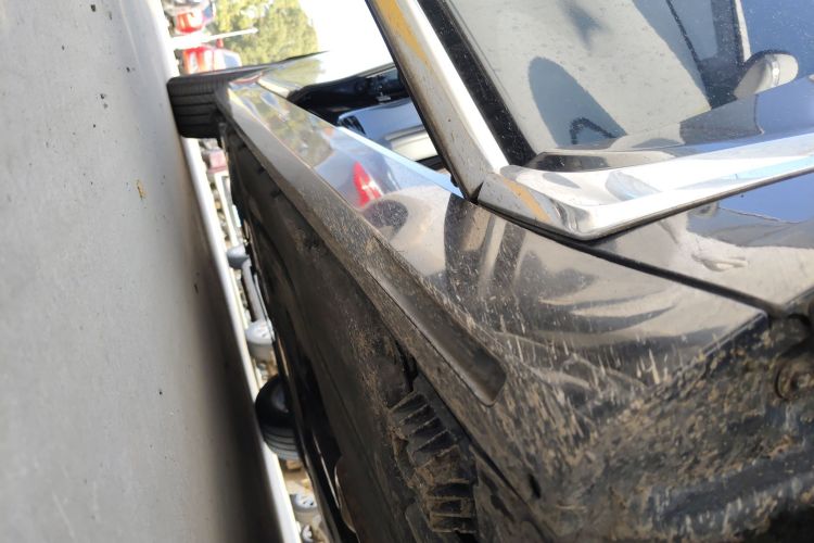 宝马7系 2017款 730Li 领先型局部细节9001