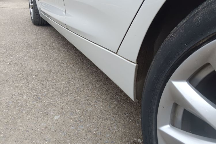 宝马3系GT 2018款 320i 时尚型局部细节9002