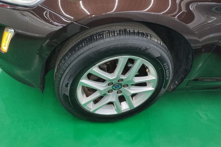 沃尔沃XC60 2017款 T5 AWD 智进版车身外观6005