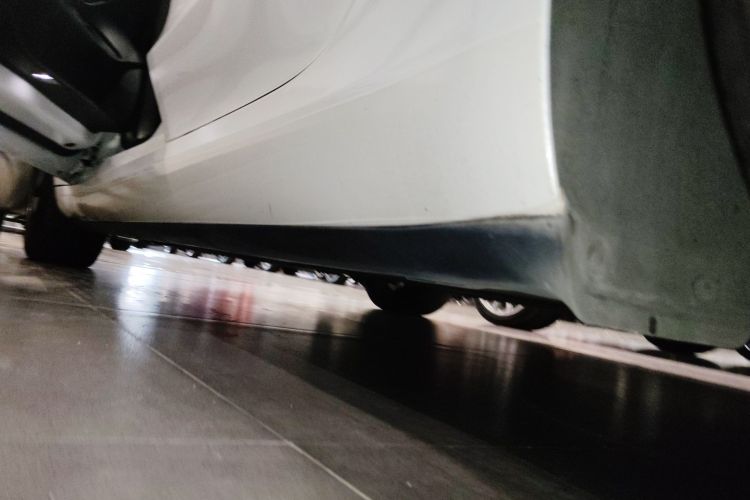 特斯拉 Model 3 2020款 改款 标准续航后驱升级版局部细节9002