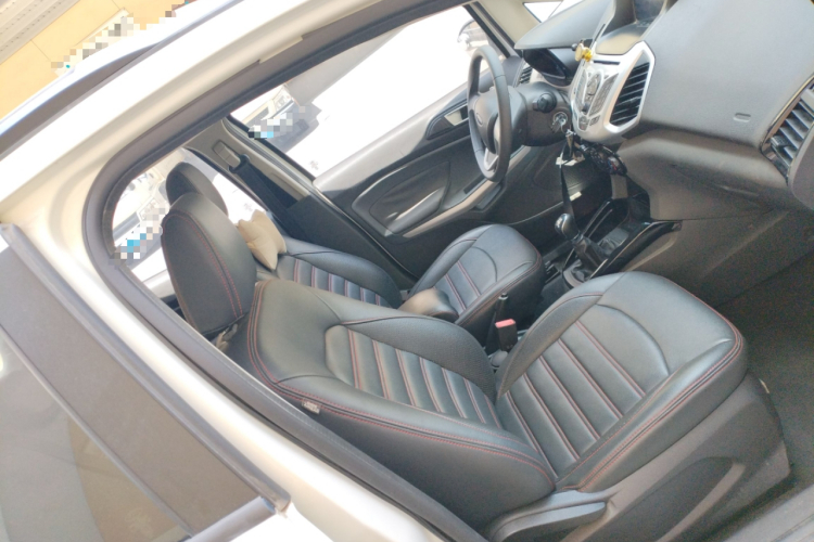 福特 翼搏 2013款 1.5L 手动风尚型中控内饰41