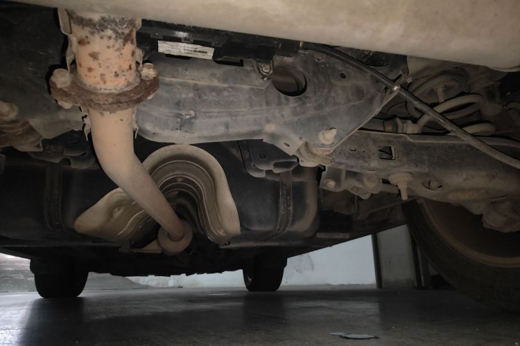 陆风X7 2016款 2.0T 全景尊享版局部细节9009