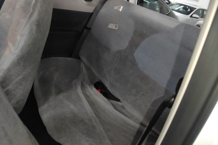 吉利银河 2024款 熊猫mini 200km 耐力熊中控内饰21