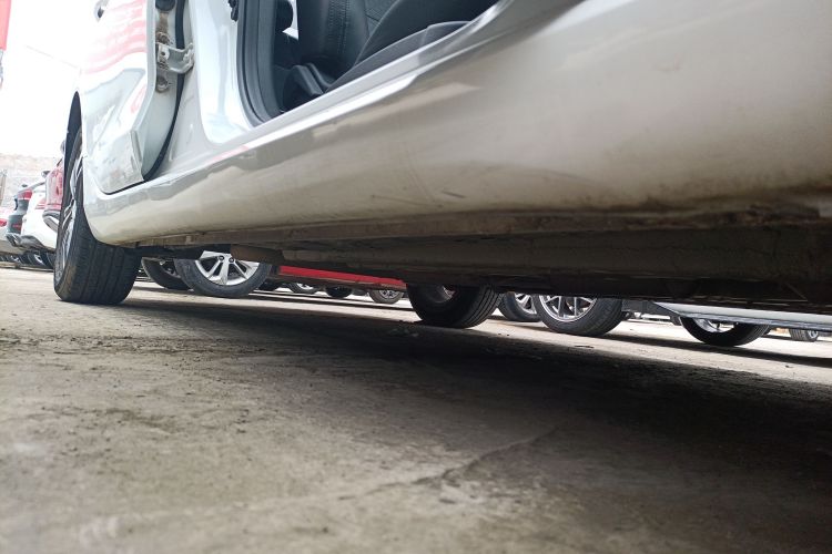 长安 逸动 2020款 PLUS 1.6L GDI 手动豪华型局部细节9001