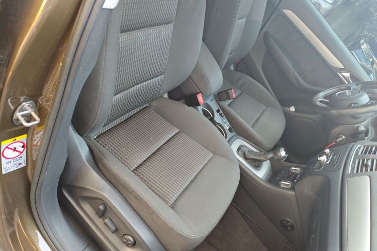 奥迪Q3 2015款 35 TFSI 百万纪念智领型局部细节41